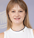 Anna Uvarova