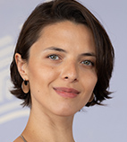 Laura Beu